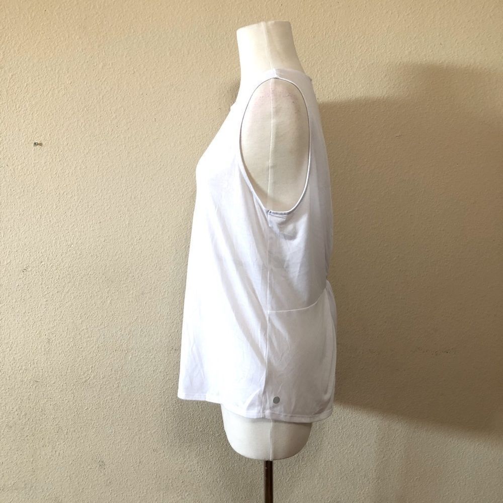 Zella Twist Back Tank Top Size Medium - Picture 4 of 10